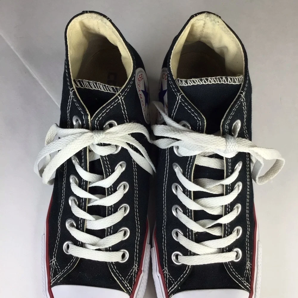 Converse Chuck Taylor Wedge Lux Mid in Black Size 8.
